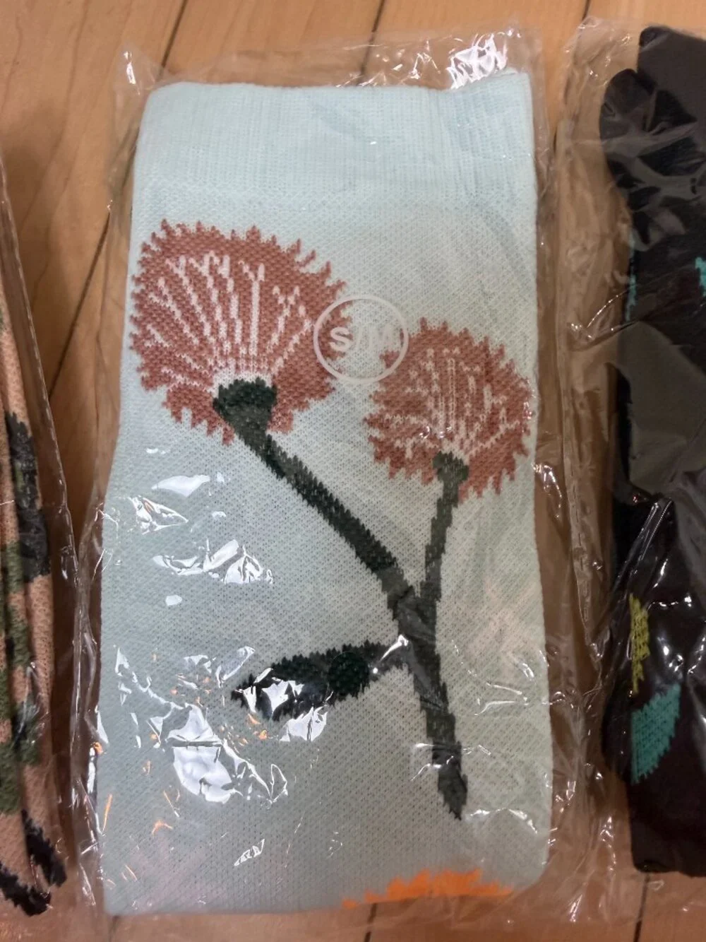 Floral Pattern Knee High Compression Socks Set of 3 New NWT Size S/M